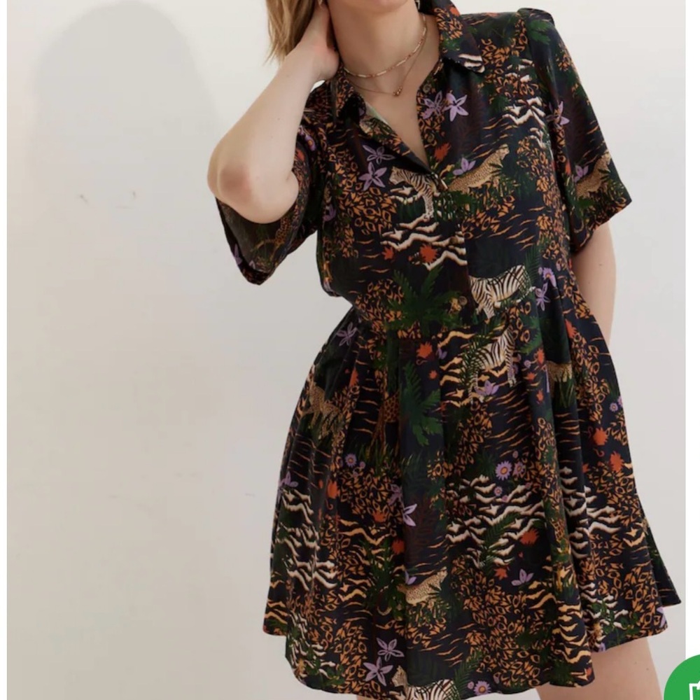 Adorable Oliver Bonas safari dress